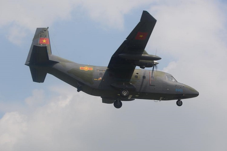 Indonesia hoàn tất việc chuyển giao hai máy bay NC-212i cho Việt Nam